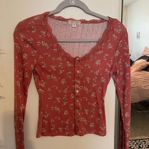 Long sleeve floral tshirt